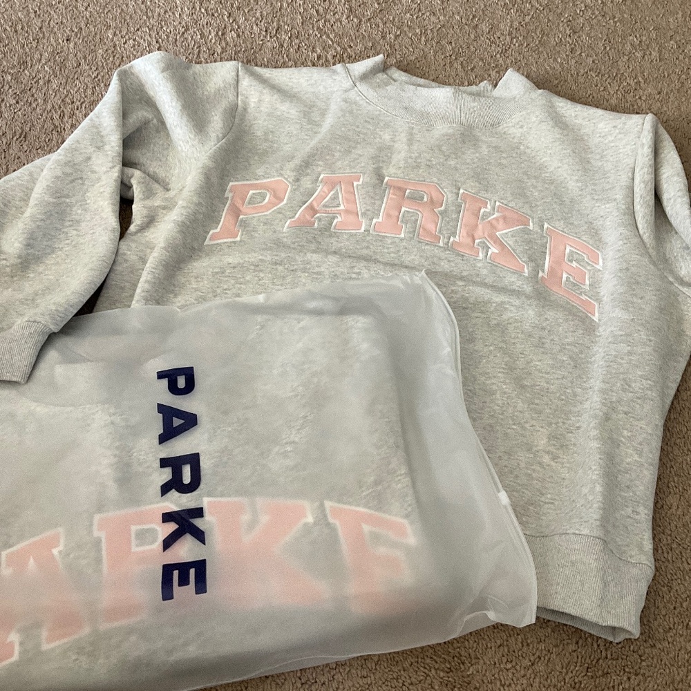 PARKE Women's Gray Sweatshirt with Pink Lettering